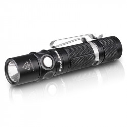 Fenix RC05 Linterna USB recargable 300 lumens