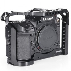 Panasonic Lumix DC-S1 Full Frame con lente de 24-105 y jaula