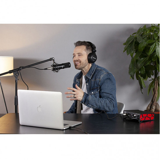 Tascam TM70 Micrófono dinámico Podcast Style